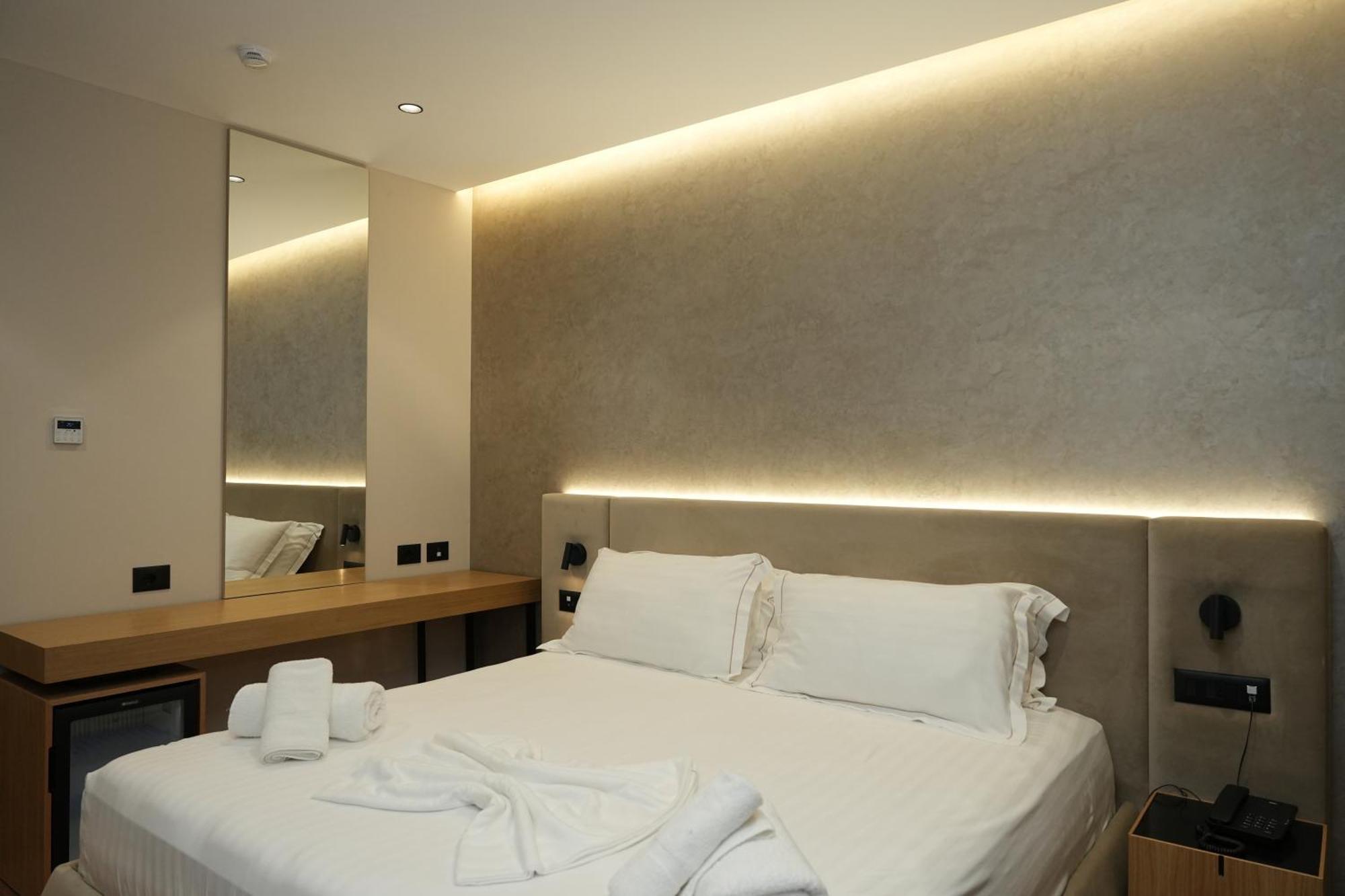 Bounty Hotel โกเลม ภายนอก รูปภาพ